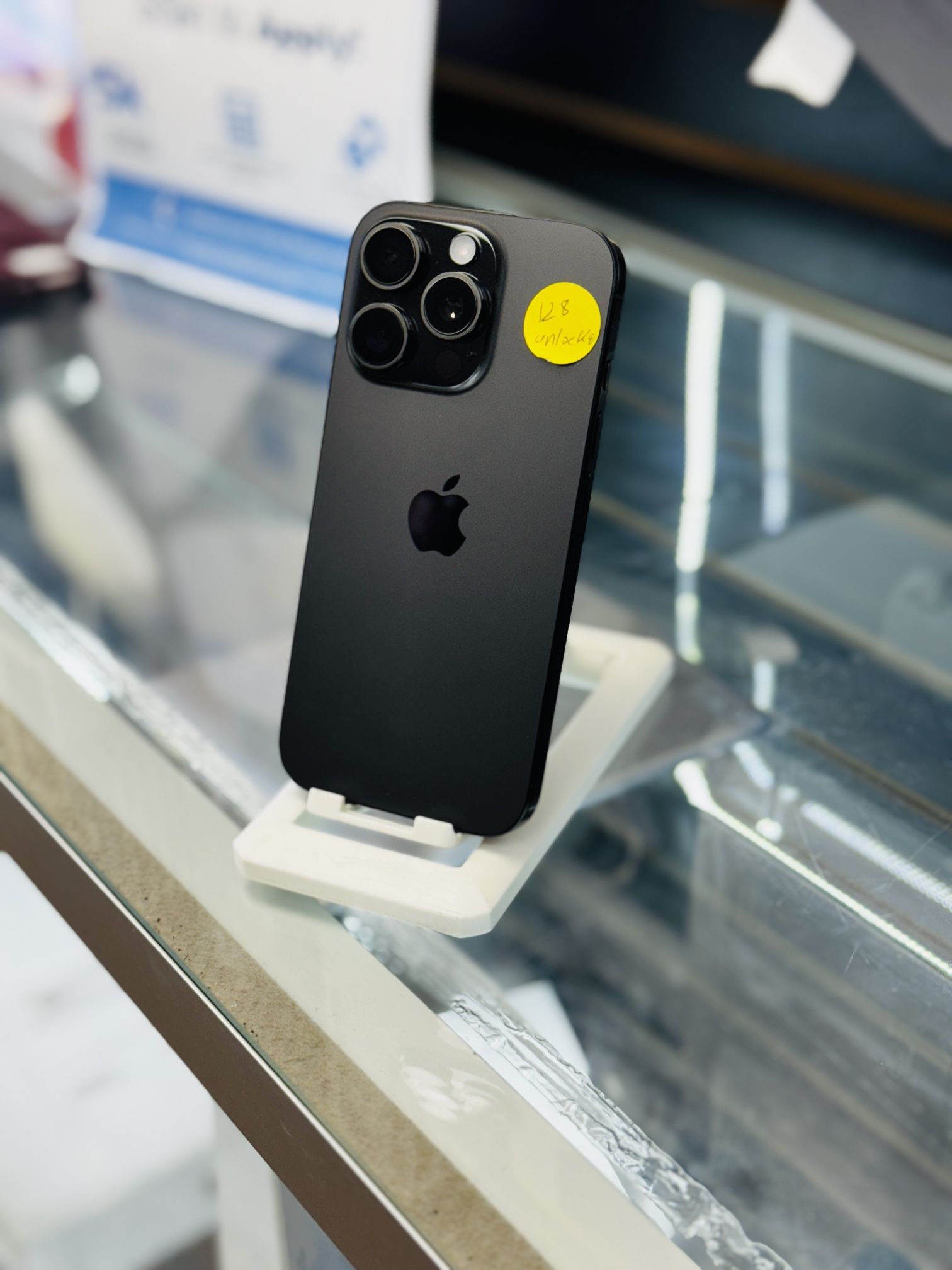 iPhone 16 Pro (Factory Unlocked)