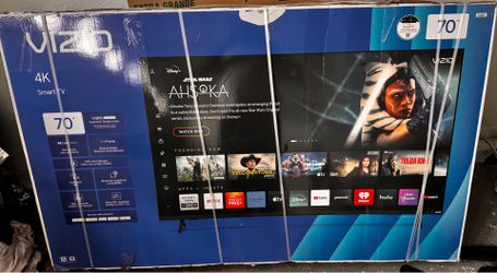 New 70 inch smart vizio 4k tv