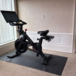 Peloton Barely Used
