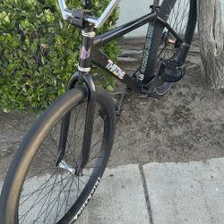 THRONE 29er TRADES 