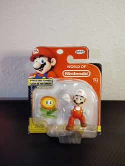 World of Nintendo Fire Mario with Fire Flower Collectible