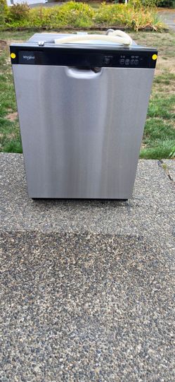 Whirlpool dishwasher 24w) I Can Help You With Free Delivery Within 10 miles distance