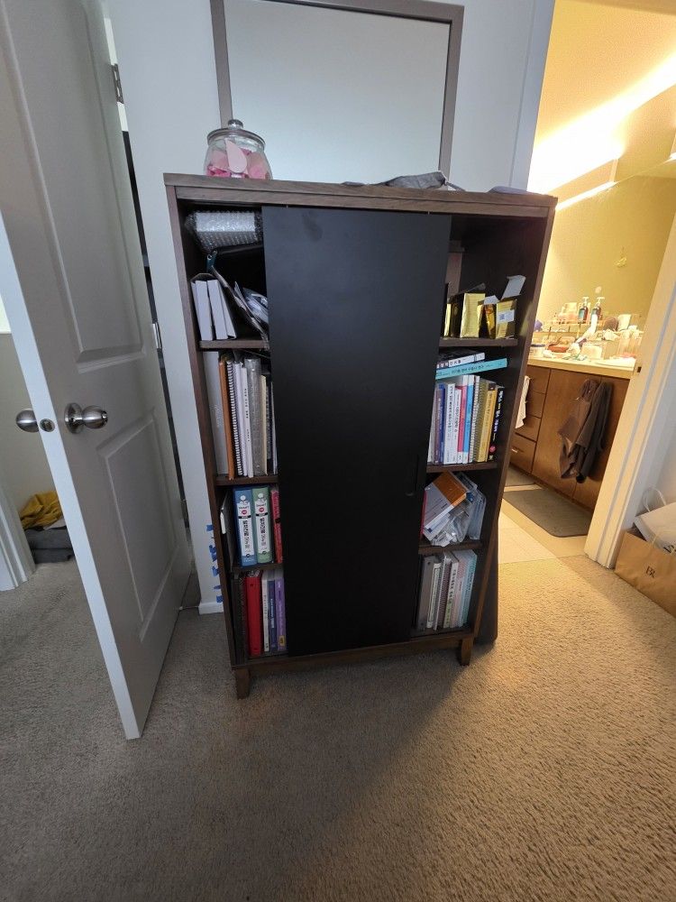 Crate&kids Cocoa Chalk Door Bookcase