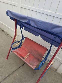 Free kids swing chair.