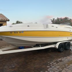 2004 Chaparral Sunesta 232 