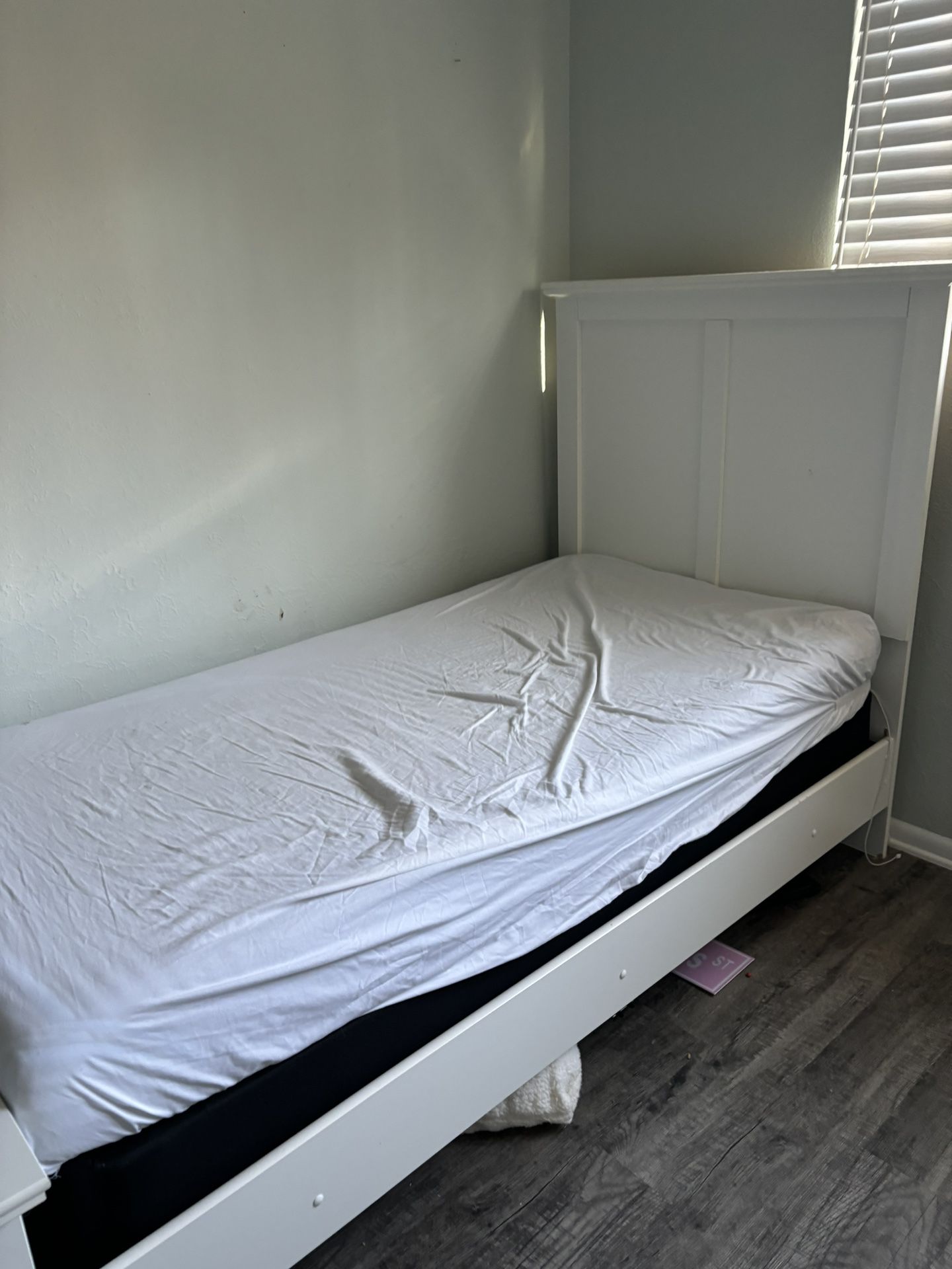 XL Twin Bed