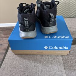 Columbia 8.5 women’s shoes, thanks