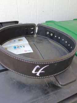 Weight lifting belt