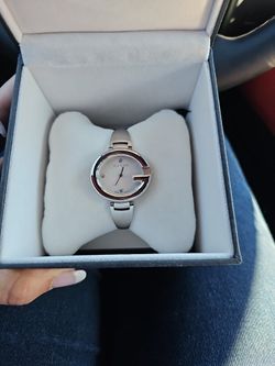 New!!! Gucci Woman's Watch