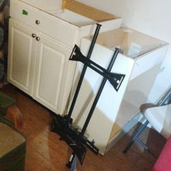 Tv Mount 