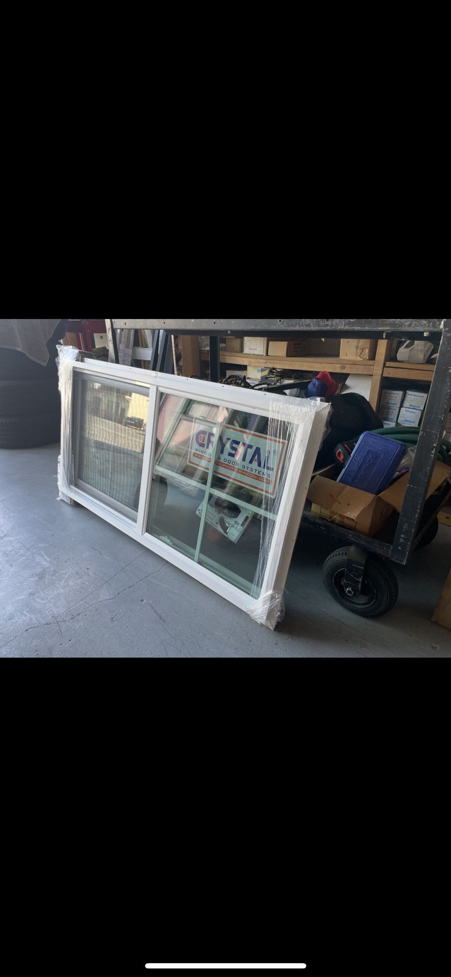 CRYSTAL WINDOWS | WHITE FRAME |