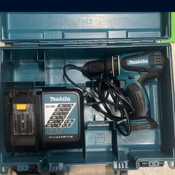 Makita Hammer Drill Kit