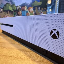 Xbox One S - 500 GB | Condition: Used, Good