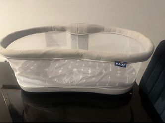 Halo Bassinet in Great Condition