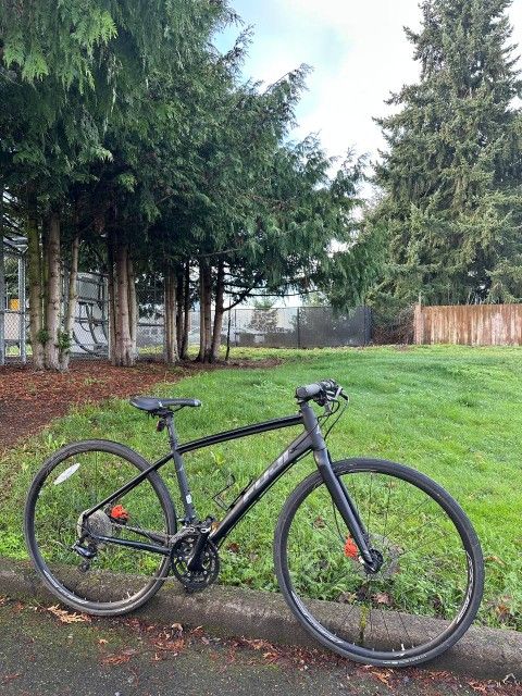 Fuji Absolute 1.3 Hybrid Bike - Aluminium Bicycle