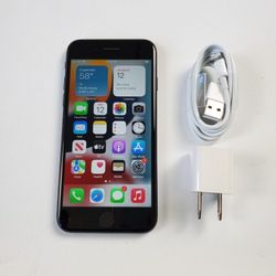 iPhone 7 - UNLOCKED - Like New  