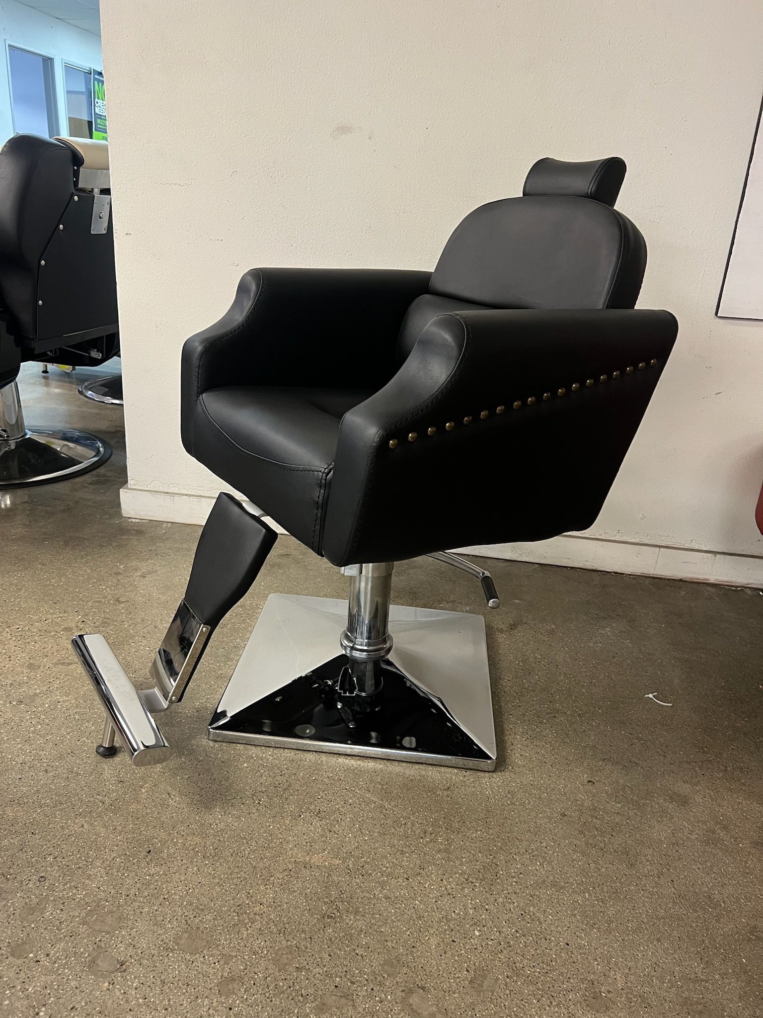 Barberpub 3125 Black Styling Reclining Salon Chair