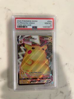 Pokémon PSA Graded Pikachu VMAX 044/185 2020 SWSH04 Vivid Voltage Holo