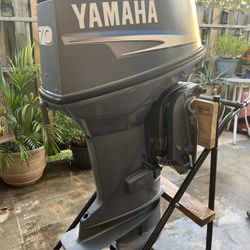 70 HP Yamaha Outboard Motor 2-Stroke 20" 70TLRD 130 PSI all- oil injected 2006