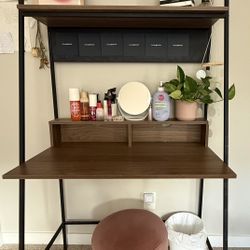 Desk With Shelves 