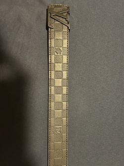 Louis Vuitton Men’s Black Belt