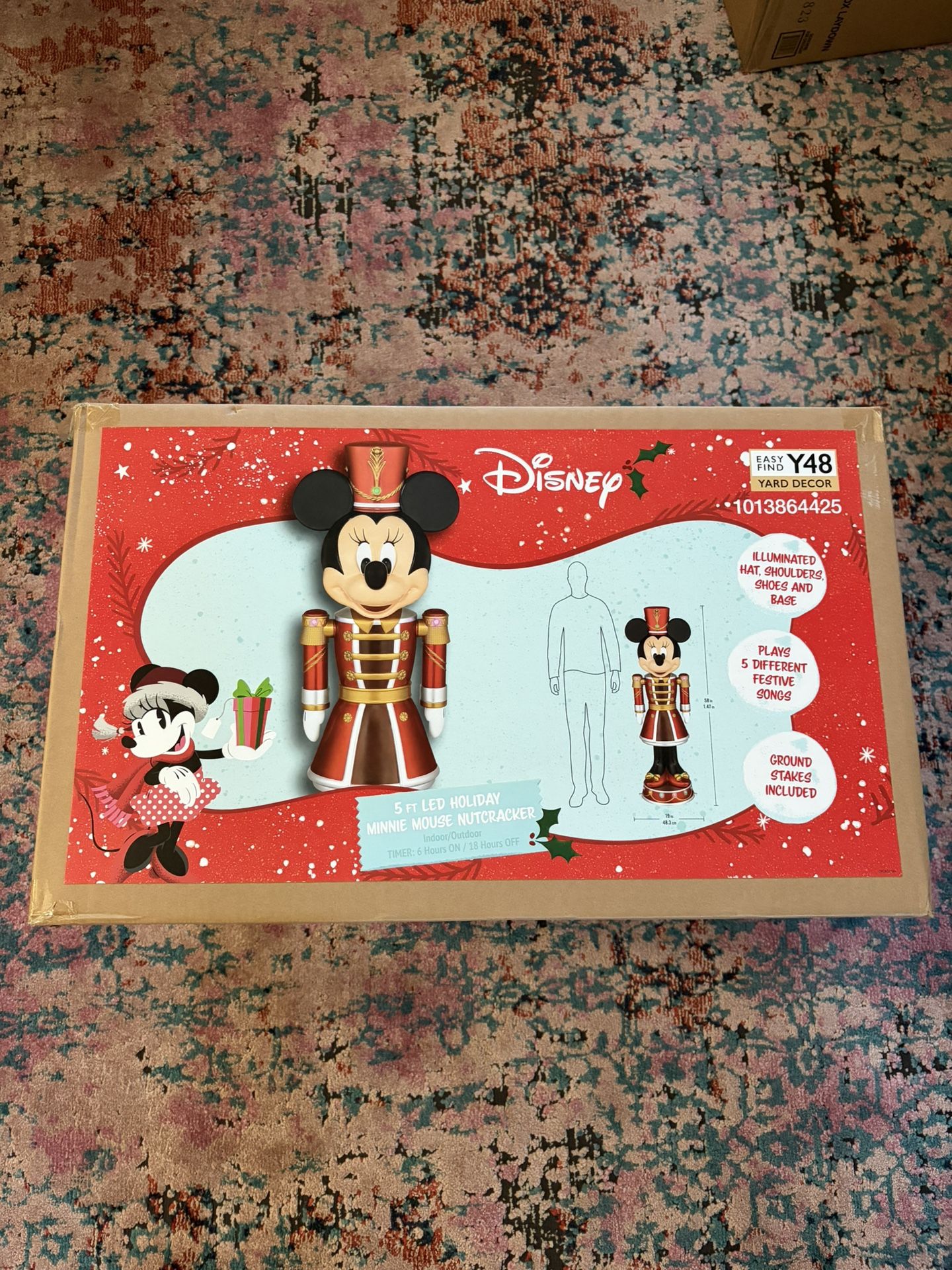 New Disney 5 ft. LED Holiday Minnie Mouse Nutcracker