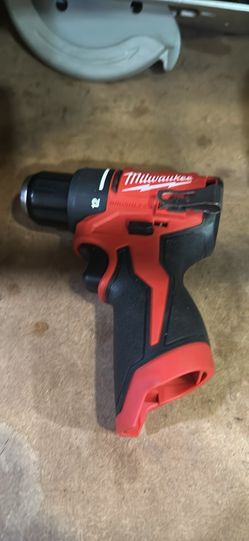Milwaukee m12 drill driver tool only $100 (financing available)