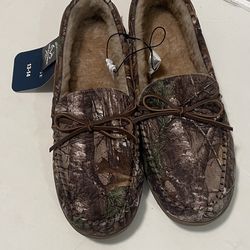 New - Men’s “Trapper Moccasin Slippers”