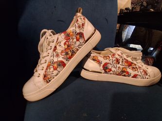 Floral Low-Top Sneakers with Gold Trim