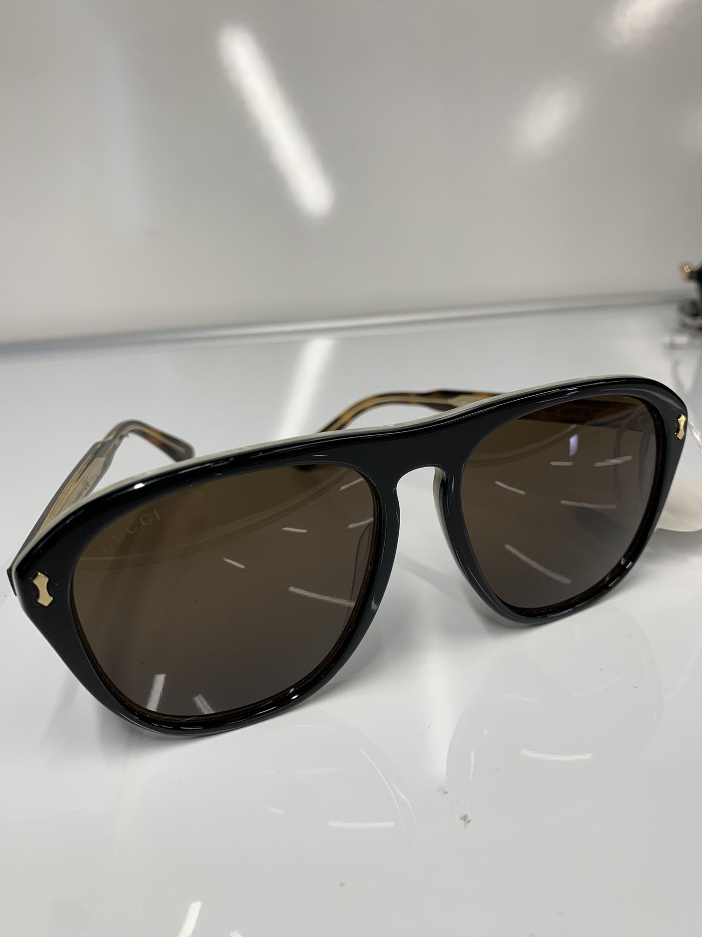 Gucci Sunglasses (H )