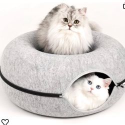 Peek a Boo Cat Cave Tunnel Bed