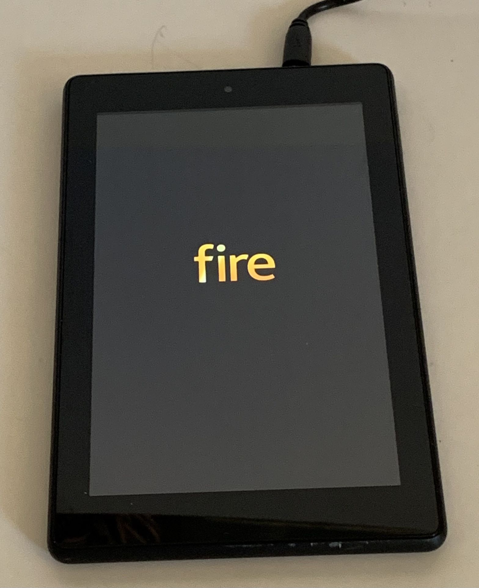 Amazon Kindle Fire 7 - 7th Generation Tablet 7" 8GB SRO43KL WIFI Black Works Great!