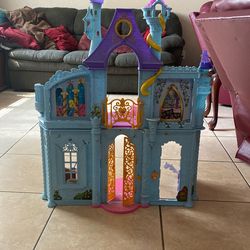 Disney Princess Royal Dreams Castle
