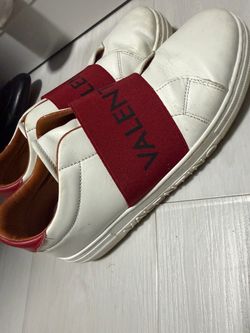 Women’s Valentino shows