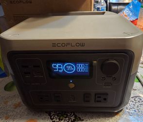 Ecoflow 512wh power station like new with cables
