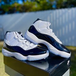 Jordan 11 'Concord'