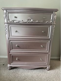 Caroline Metallic Lilac Four-Drawer Chest