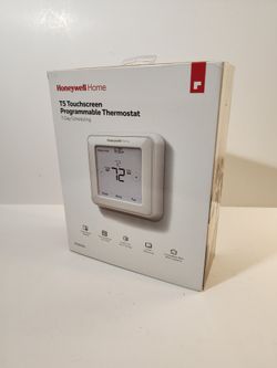 Honeywell Home T5 7-Day Programmable Thermostat w/ Touchscreen Display RTH8560D
