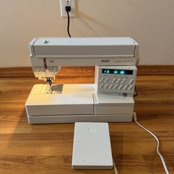 Pfaff Creative 1475 CD Sewing Machine 