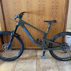 XL 2021 Santa Cruz Bronson