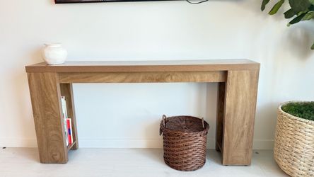 Console table