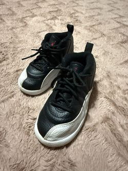 Toddler Jordan 12’s Size 9c