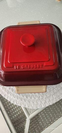 2 Le Creuset Sauté pan and Bakeware