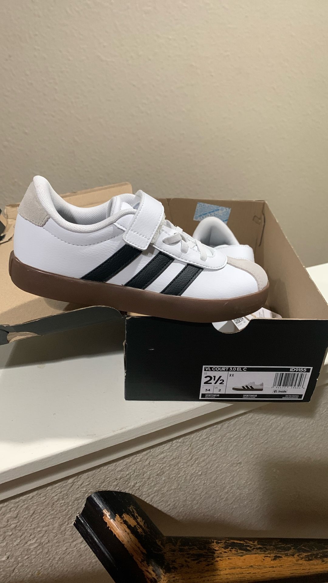 Adidas Shoes Kids Size 2.5