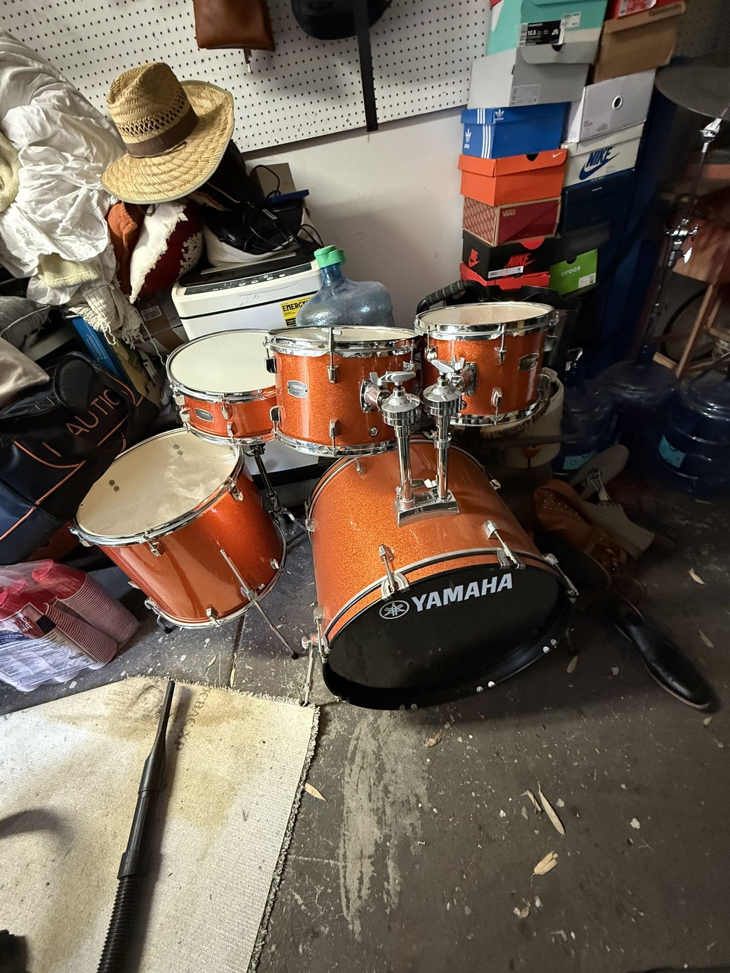Yamaha Full Drum Set