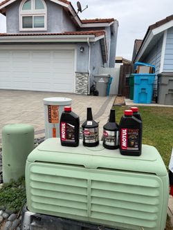 Harley Davidson Motor Oil and Trans Fluid