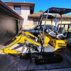 New 2025 Mini Excavator 1 Ton