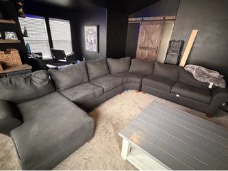 Stanton 4 piece sectional w/chaise