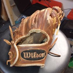 WILSON A2000 11.5 INFIELD GLOVE