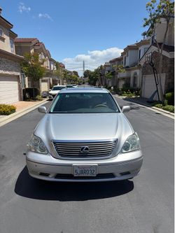 2004 Lexus LS 430